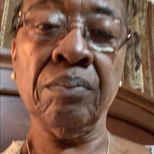 Meet your Posher, Helen